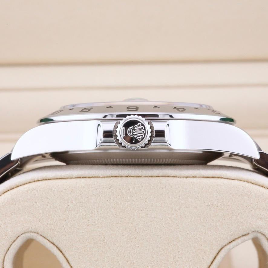 Rolex Explorer II  Esfera Negra, 2025, Full Set / Complete Set.