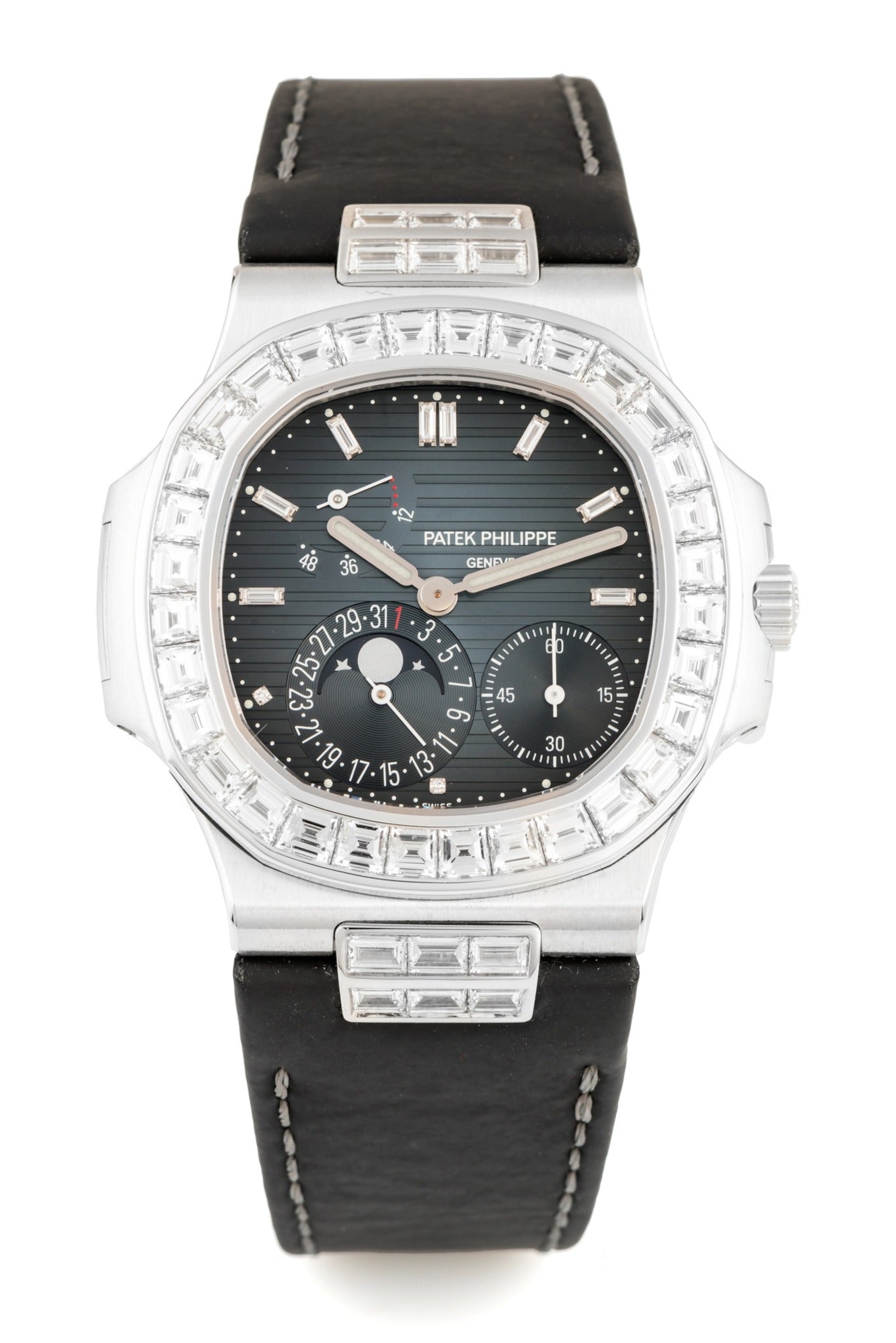 Patek Philippe Nautilus Ref. 5724 — Oro Blanco con Diamantes Baguette