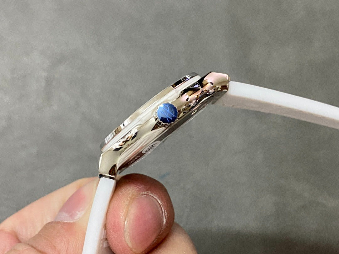 Hublot Classic Fusion Cuarzo 581.NE.2010.LR.1204 Cuarzo Titanio Regular