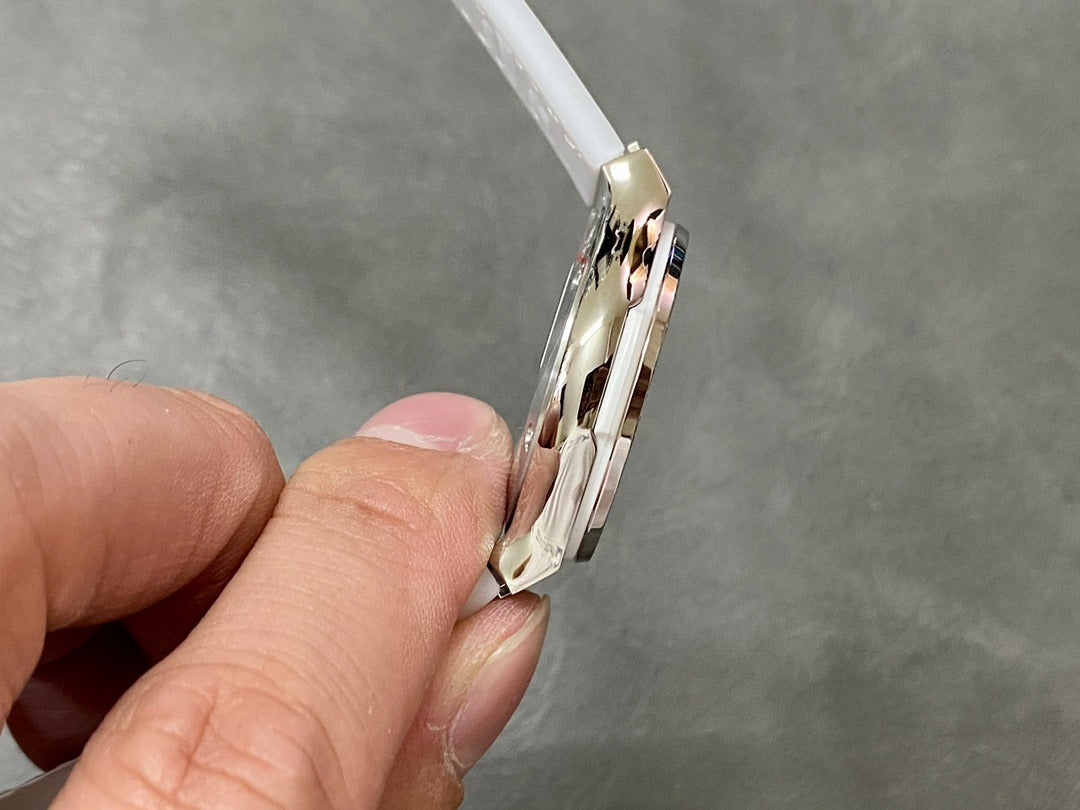 Hublot Classic Fusion Cuarzo 581.NE.2010.LR.1204 Cuarzo Titanio Regular