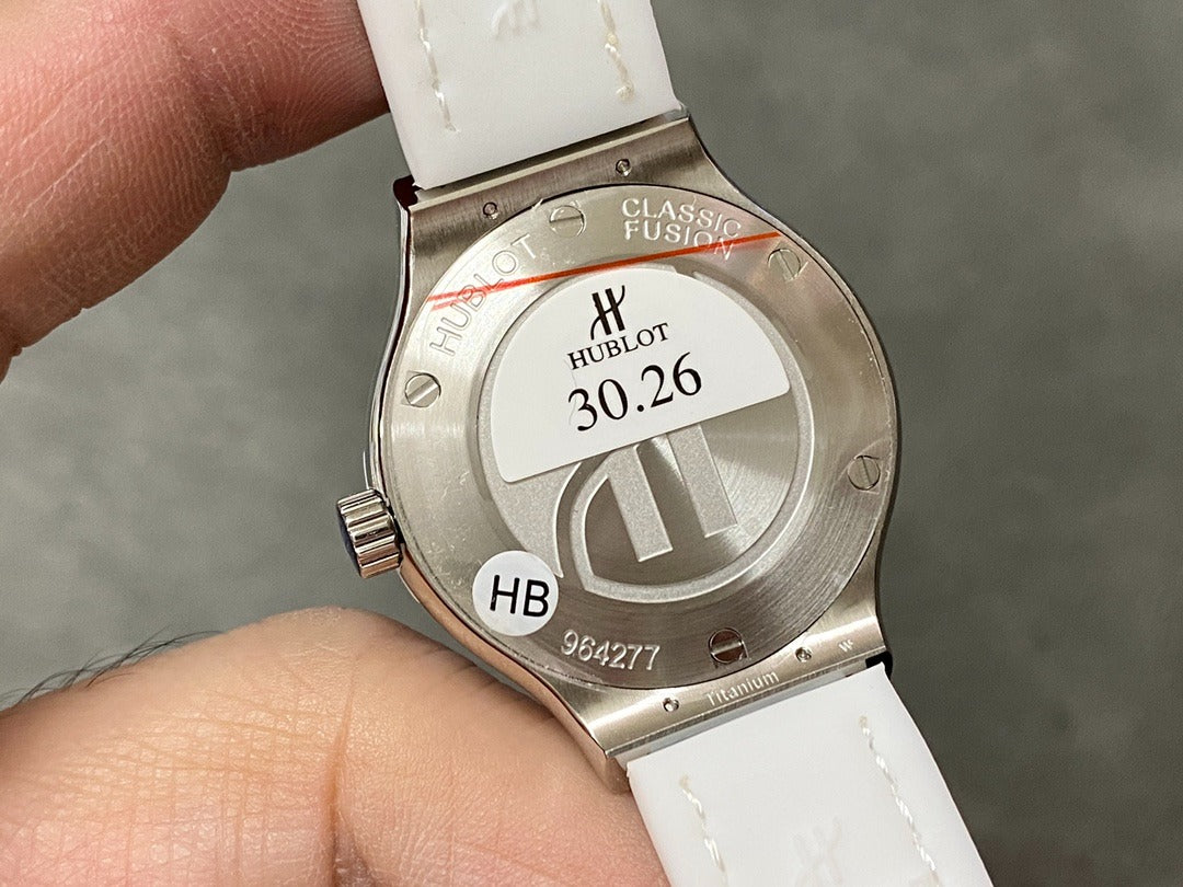 Hublot Classic Fusion Cuarzo 581.NE.2010.LR.1204 Cuarzo Titanio Regular