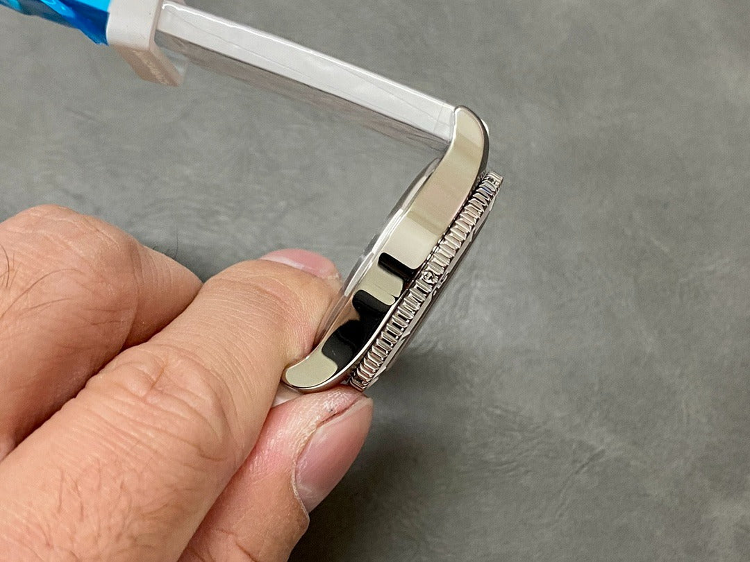 Breitling Superocean 36 Automatic A17316D21A1S1