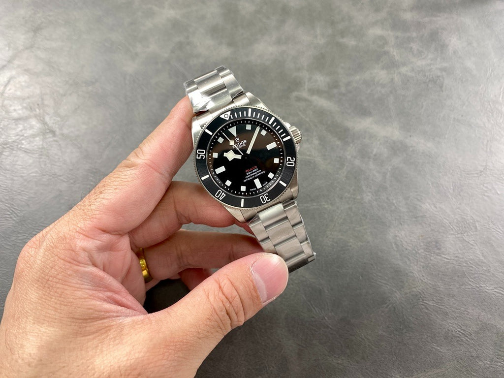 Tudor Pelagos