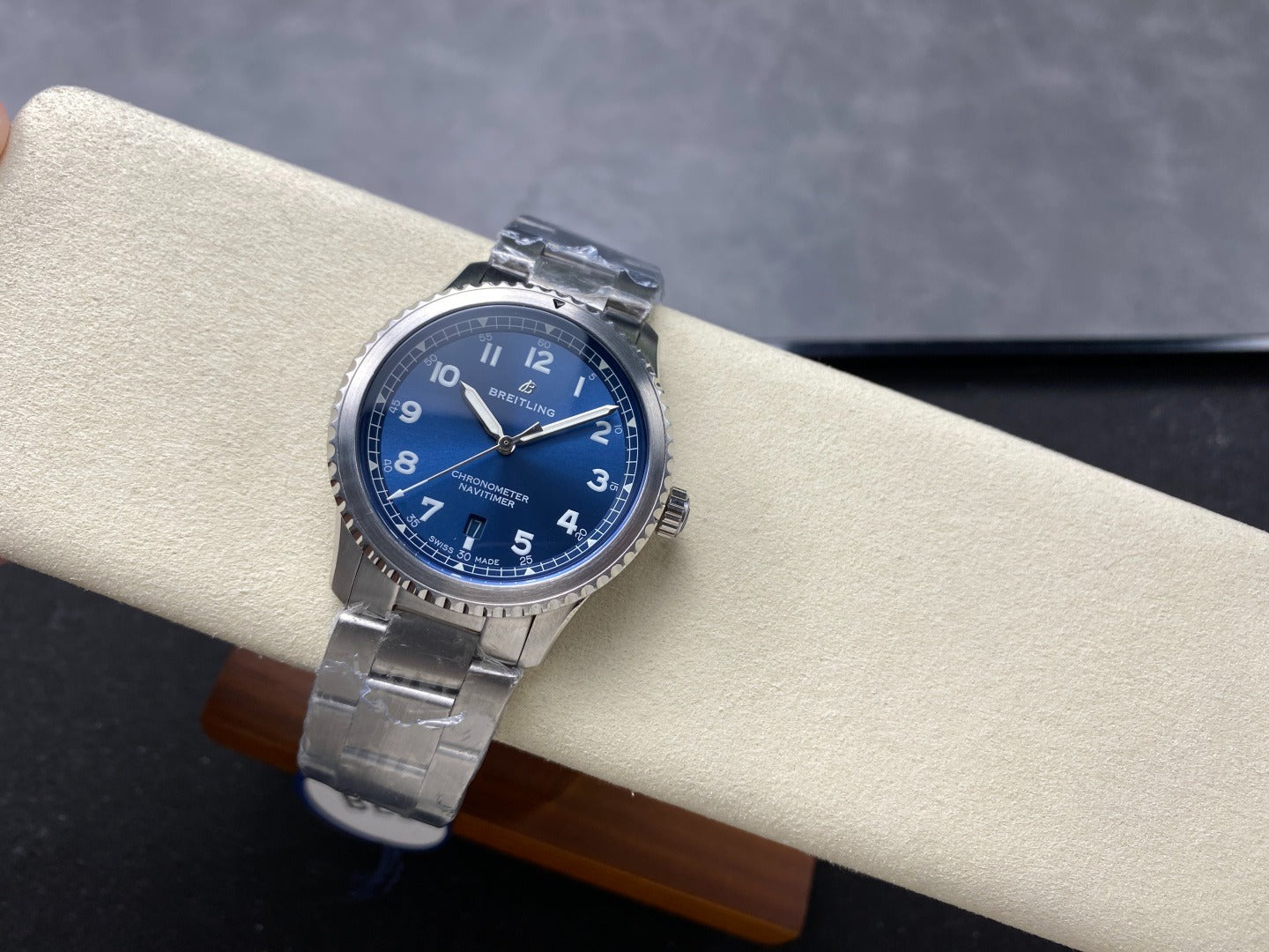 Breitling Navitimer 8 Automatik 41mm A17314 Original Papiere + Box