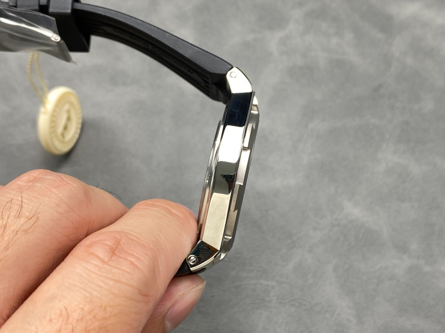 Vacheron Constantin Overseas 47040/000W-9500