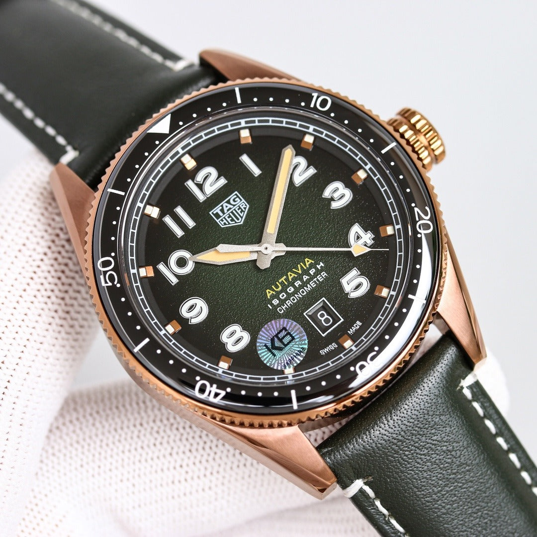 TAG Heuer Autavia Chronometer 42mm Rare Discontinued Full Set