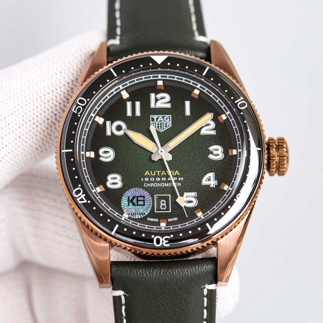 TAG Heuer Autavia Chronometer 42mm Rare Discontinued Full Set