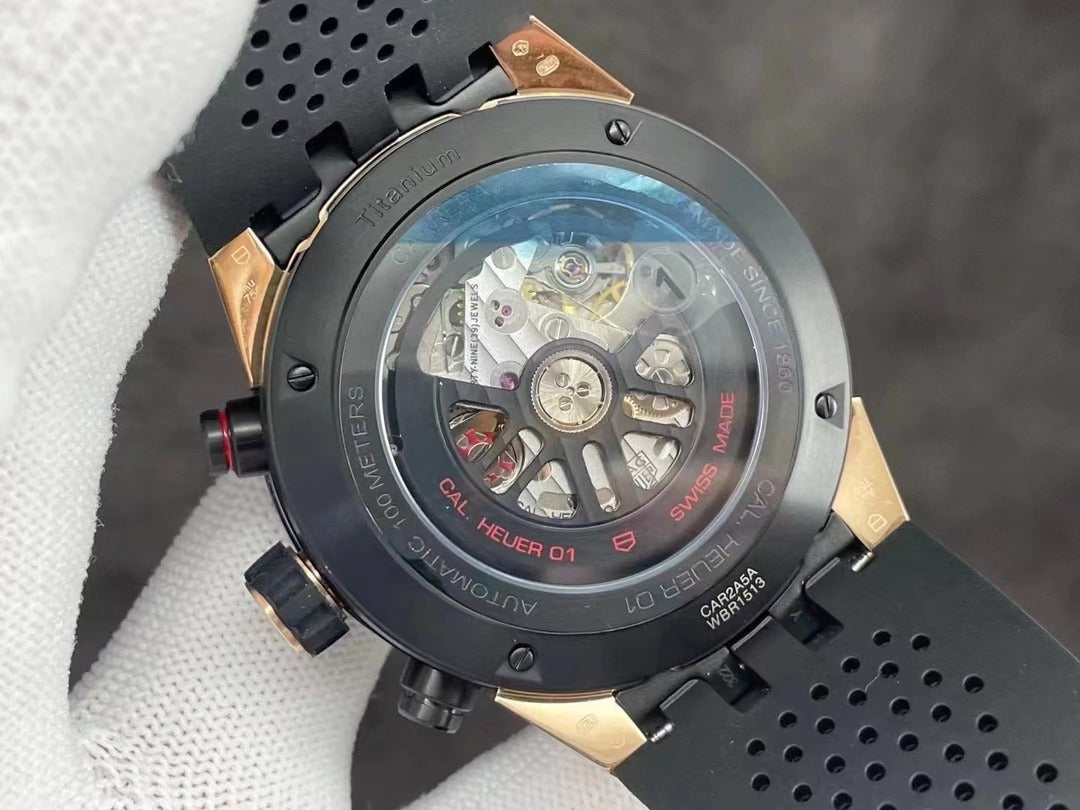 TAG Heuer Carrera Calibre HEUER 01 Titanio