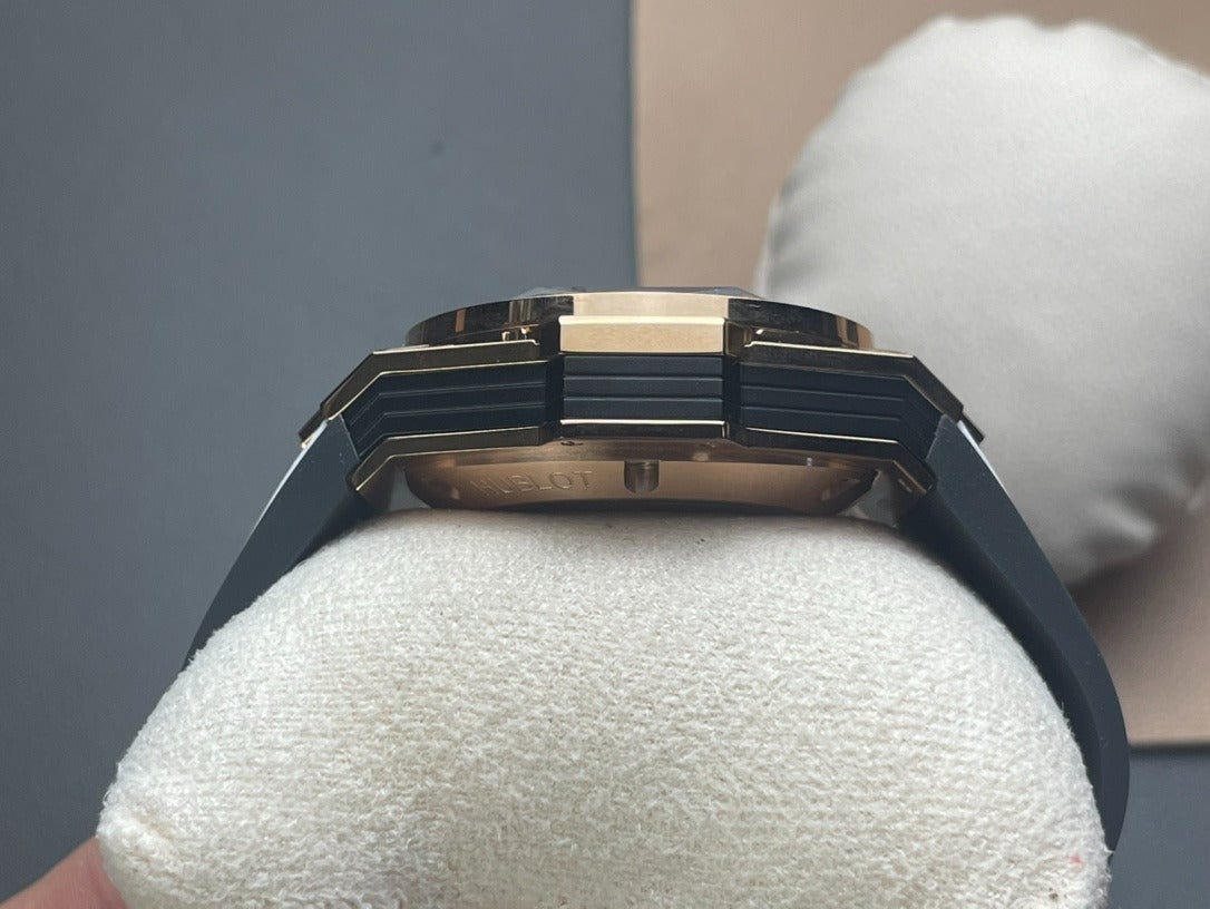 Hublot Big Bang Sang Bleu Reloj II King Gold White de 45 mm