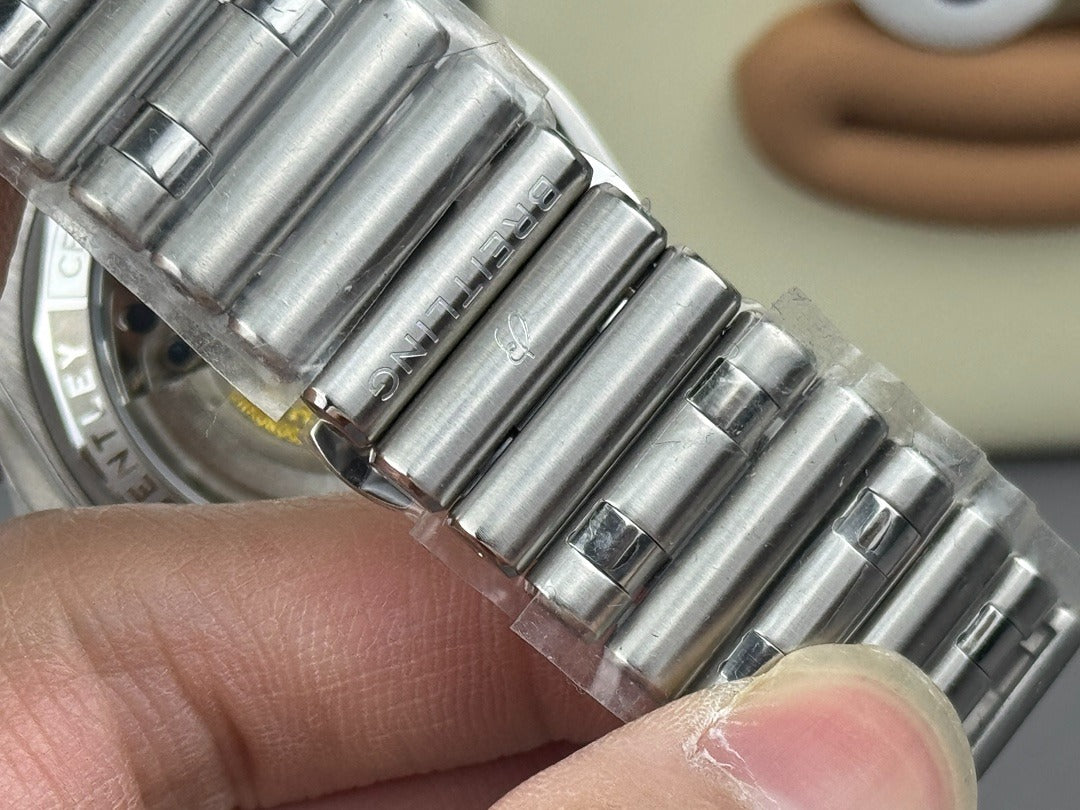 Breitling Chronomat 42 B01 42 Full-Set 2022