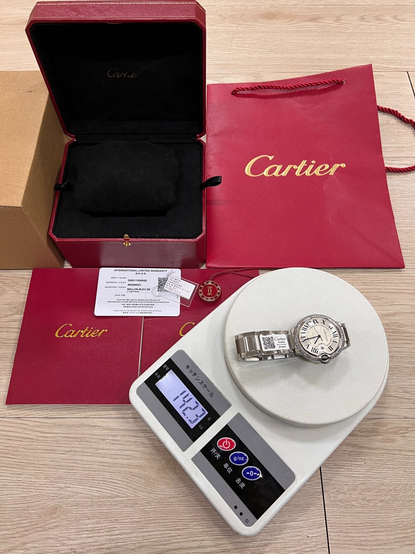 Cartier Ballon Bleu 42mm W69012Z4 Automático Acero Muy bueno
