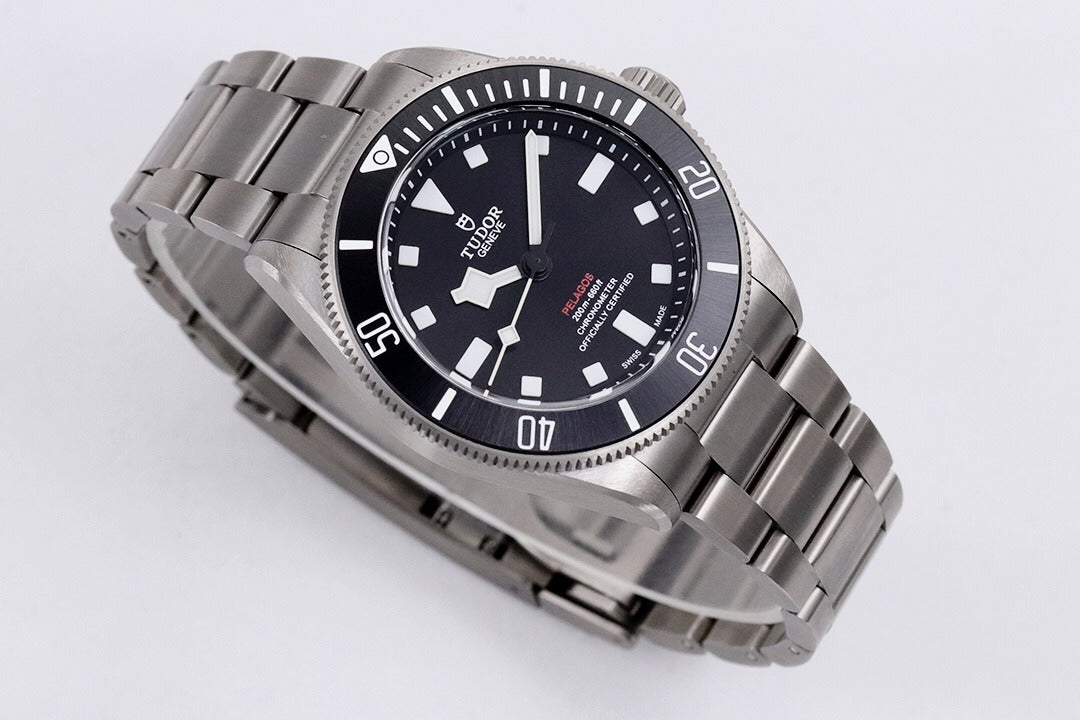 Tudor Pelagos fullset like new