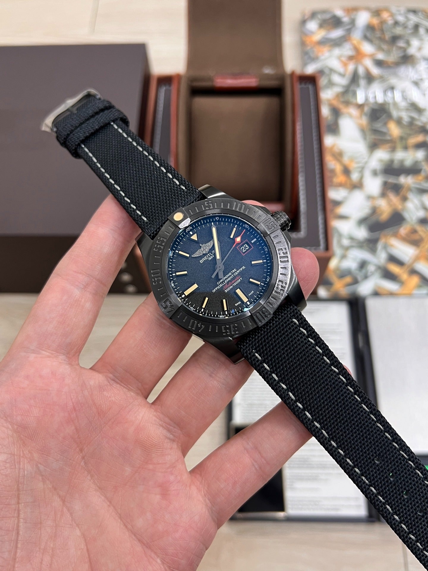 Breitling Avenger Blackbird 44 V