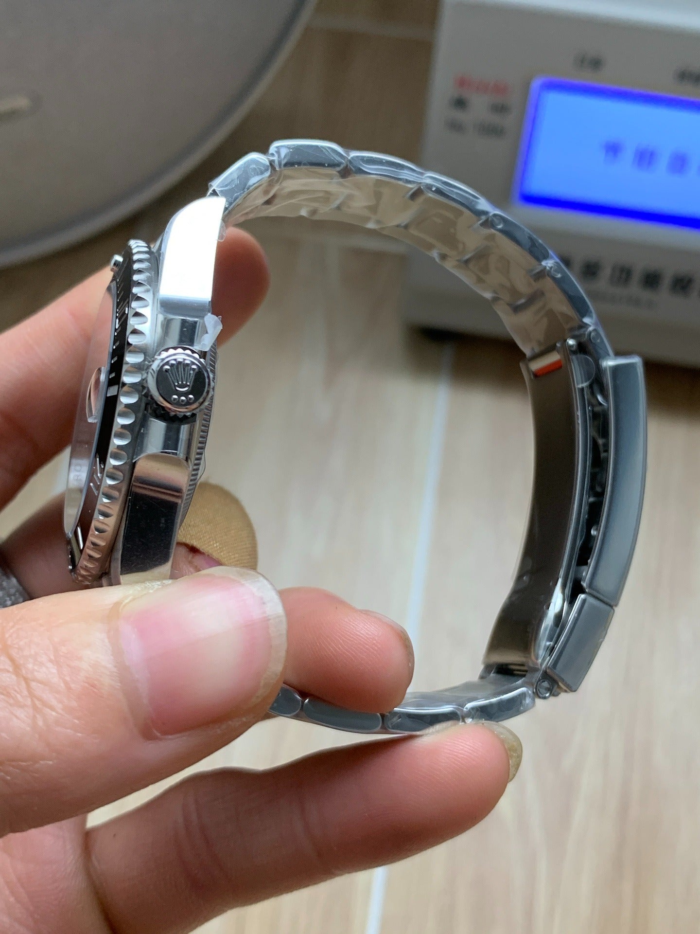 Rolex Submariner Date 126610LN – Black Dial, Oyster Bracelet