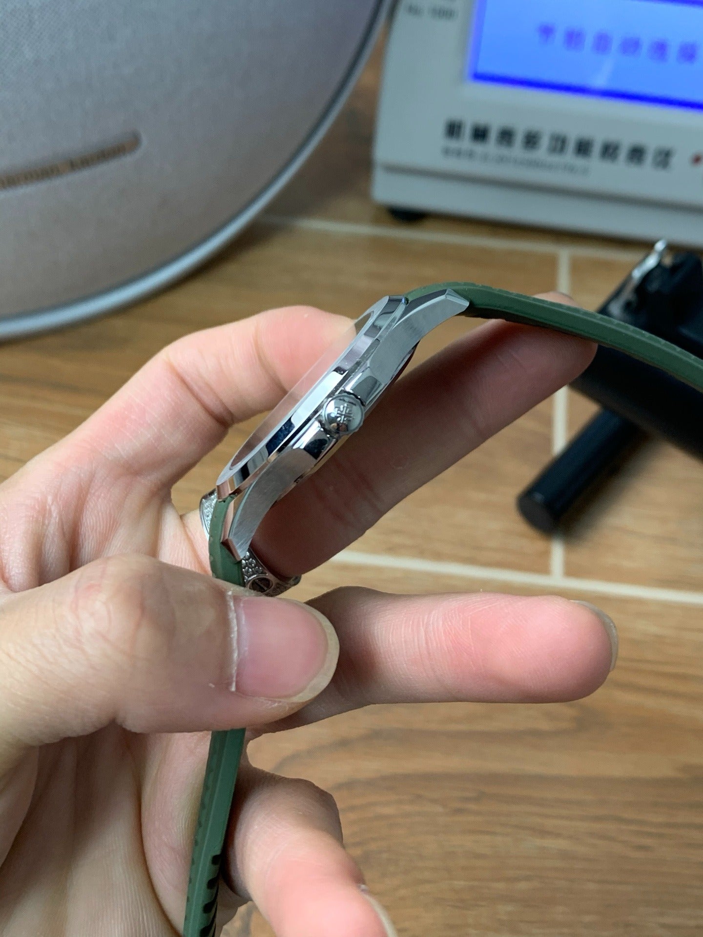 Patek Philippe Aquanaut 5168G-010