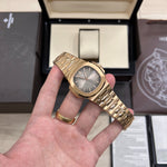 Patek Philippe Nautilus 5711R-001 — Oro Rosa de 18 Quilates, 40 mm