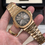 Patek Philippe Nautilus 5711R-001 — Oro Rosa de 18 Quilates, 40 mm