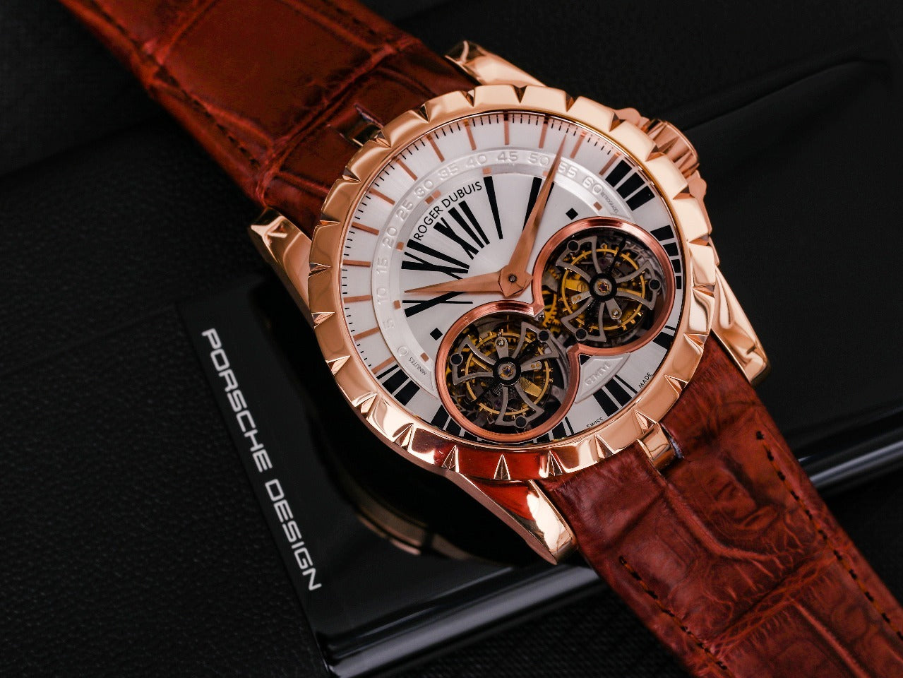 Roger Dubuis Excalibur Reloj automático con tourbillon volante en oro